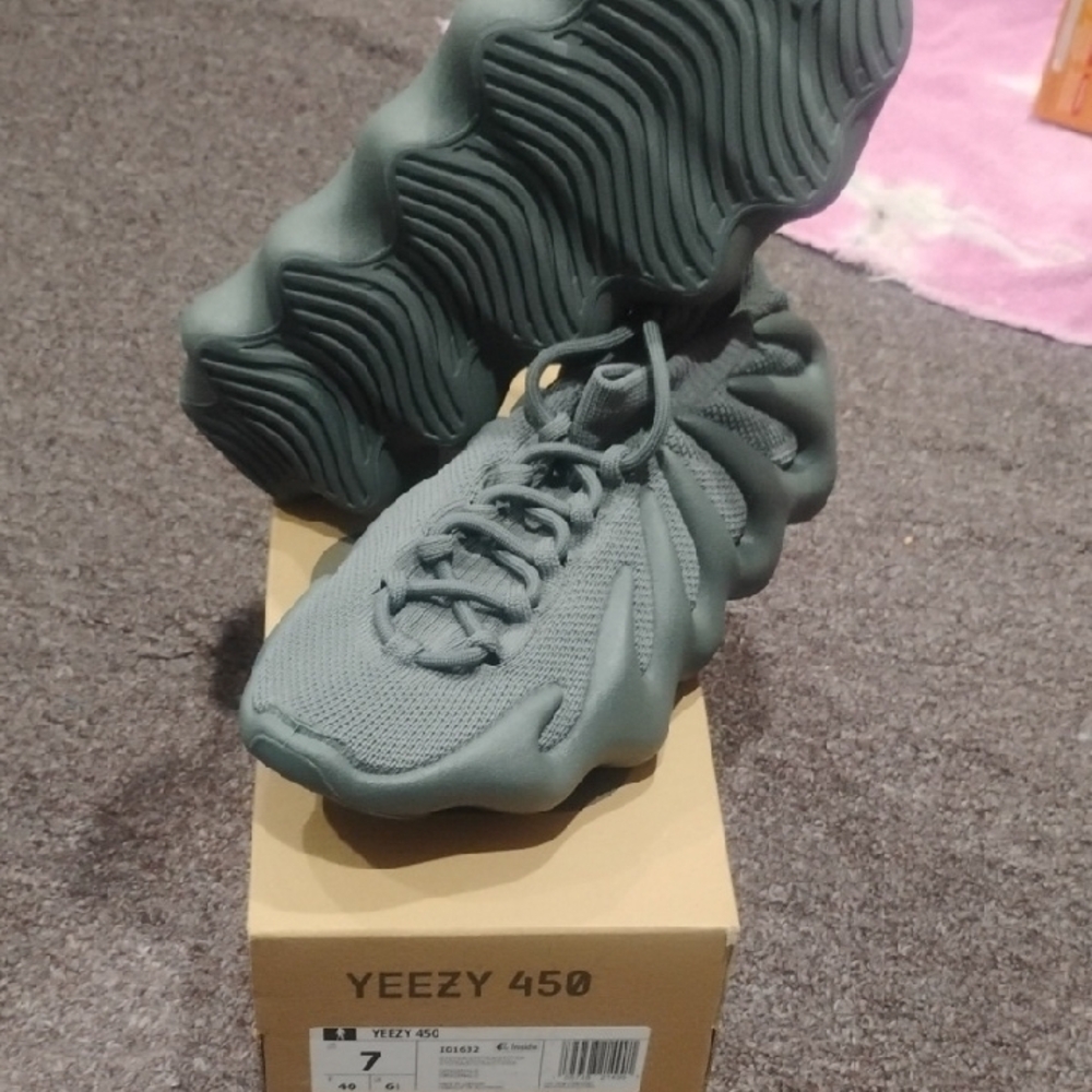 Yeezy 450 Sneakers in Gray
